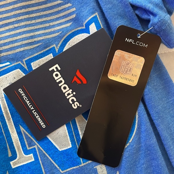 Lions - Picture 4 of 4